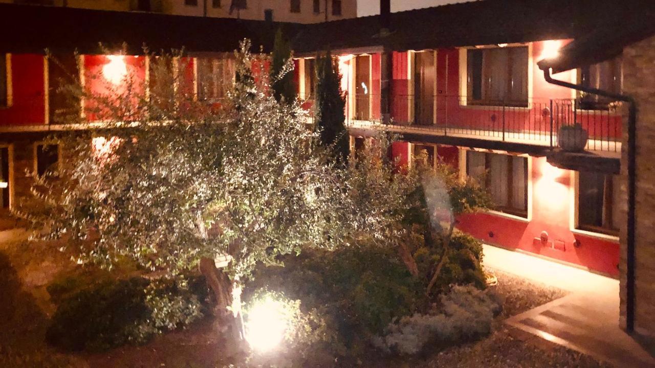 Ferienwohnung Bergamo Easy Airport Private Parking Exterior foto